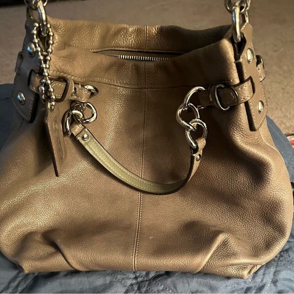 Coach purse - Picture 3 of 6